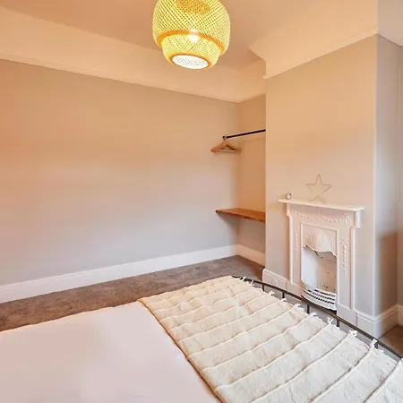 Host & - Bath Street سولتبرن باي ذا سي
