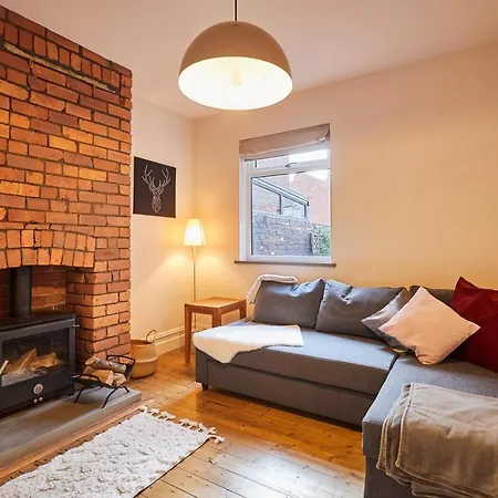 Host & - Bath Street *